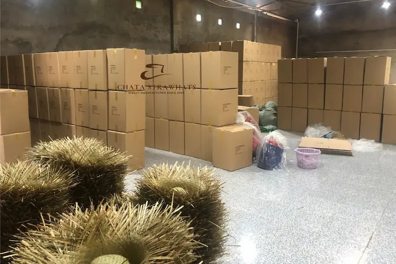 Custom OEM packaging for straw hats – ready for export